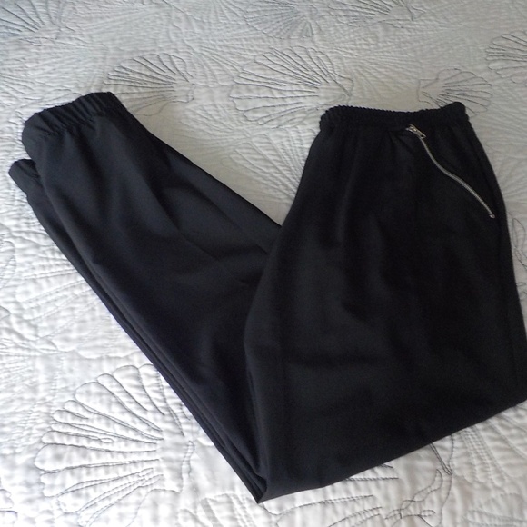 BLACK ZIP POCKET PANTS - Picture 3 of 11